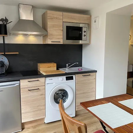 Les Du Chemins Aparthotel 3*