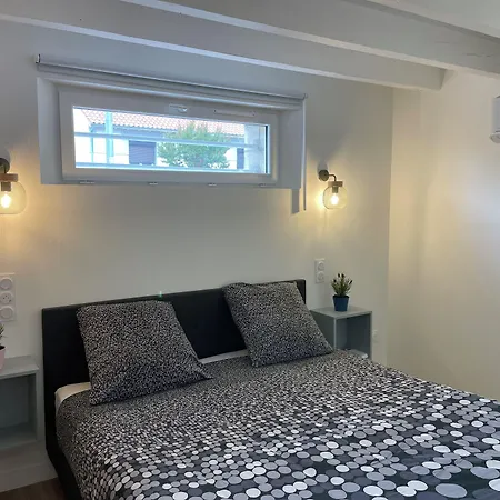 Les Du Chemins Apart Otel La Rochelle (Charente-Maritime)