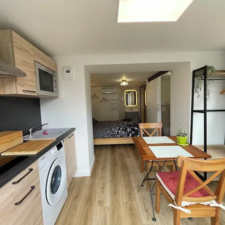 Les Du Chemins Hotel apartamentowy