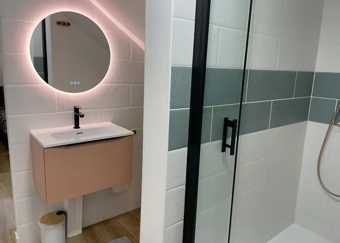 Les Du Chemins Aparthotel